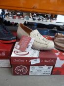 *Footwear Department Ladies Shoes (beige) Size: 3