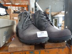 *Ladies Leather Boots (grey) Size: 8
