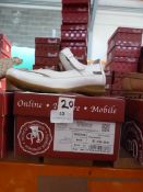 *Footwear Department Ladies Shoes (white) Size: 3