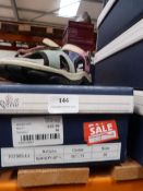 *Roselli Ladies Shoes Size: 36