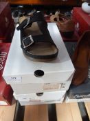 *Pavarella Ladies Sandals Size: 36