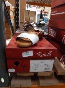 *Roselli Ladies Shoes (tan & white) Size: 4