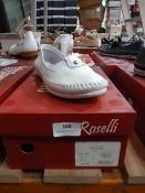 *Roselli Ladies Shoes (white) Size: 3