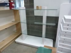 *Plate Glass & White Gondola Three Tier Display St