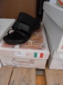 *Pavarella Ladies Shoes Size: 36