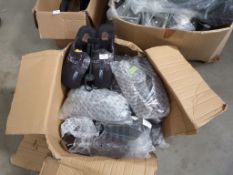 *Box Containing Assorted Gents Slippers