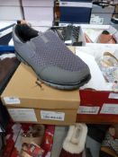 *Gents Slip On Shoes (grey) Size: 11