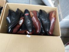 *Box Containing Assorted Footwear