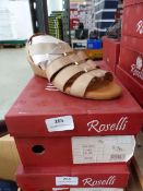 *Roselli Ladies Shoes (beige) Size: 3