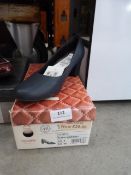 *Piccadilly Ladies Shoes Size: 36