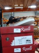 *Roselli Ladies Shoes (black) Size: 4