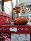 *Footwear Department Ladies Shoes (red) Size: 3