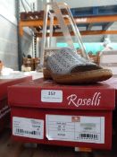 *Roselli Ladies Shoes (denim) Size: 8