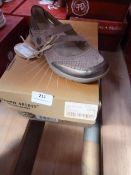 *Earth Spirit Maryland Ladies Shoes Size: 3