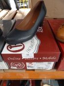 *Footwear Department Ladies Shoes Size: 36