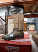 *Heavenly Feet Leather Boots Size: 42