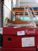 *Roselli Ladies Shoes (tan) Size: 3