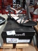 *Pavarella Ladies Shoes (black) Size: 38