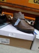 *Ladies Boots Size: 41