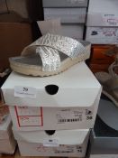 *Pavarella Ladies Sandals (silver) Size: 36