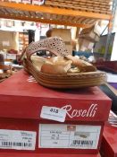 *Roselli Ladies Shoes Size: 8