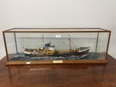 Cased Model of the Hull Trawler Summerset Maughan H329 - Silver Cod Trophy Winner