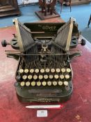 Vintage Oliver Standard Visible No.3 Typewriter