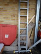 Eight Rung Extending Ladders with Stabiliser