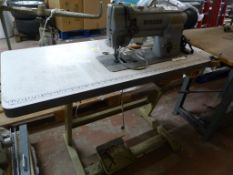 Singer 211G166 Electric Sewing Machine
