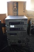 Sony Mini Hi Fi Components System MHC-2200CD with