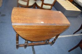 Edwardian Oak Oval Gate Leg Dining Table