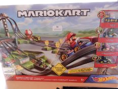 *Hot Wheels Mario Kart Set