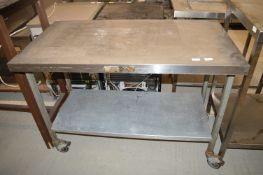*Mobile Preparation Table with Shelf 120x62x88cm