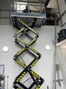 * Goods scissor lift - static. Max 400kg