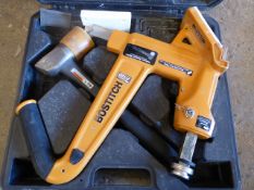 * Bostitch MFN21 manual ratchet floor nailer