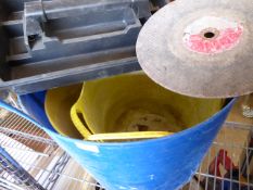 * 3 x gorilla tubs, tool tray, cutting disk