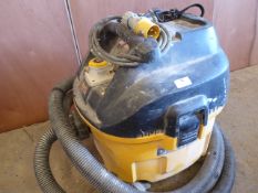 * DeWalt DWV901L-LX wet and dry dust extractor 30l, 110v