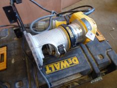 * DeWalt DC6200 fixed base router