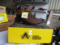 *Amblers Safety Boots Size: 12