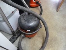 *Henry Vacuum Cleaner