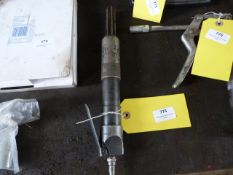 *Pneumatic Needle Gun