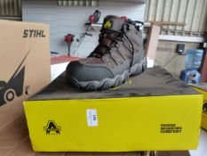 *Amblers Safety Rockingham Boots Size: 9