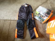 *Stihl Dynamic Forestry Work Trousers Size: XS 25