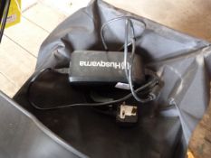 *Husqvarna Charger QC80