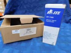 * IRT-7920 Infrared Therm. with probe