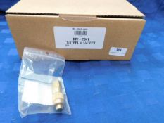 * MV-2041 Coupler 1/4 F.fl x 1/4 NPT