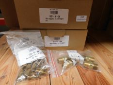 * 12x 122-B-04 Hex nipple 1/4 x 1/4 5x 122-B-08 Hex nipple 1/2 x 1/2