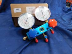 * 2x 1084-BC/247 Manifold