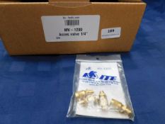 * 4x MV-1200 Brass body 3/16