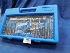 * RSS-62 Ratchet Screwbit & socket, 62 pcs